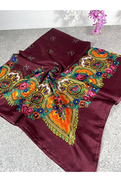 Sobe Hediyelik Mardin Calligraphy Burgundy Floral Patterned Headscarf on a Red Background 100X100 cm – Dowry and Daily Use