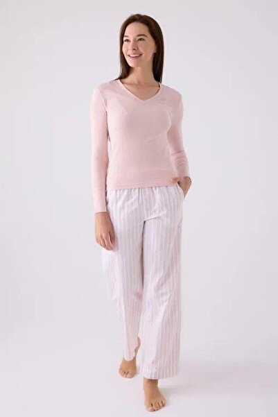 Arnetta Women's V-Neck Knitted Pink Long Sleeve Pajama Set
