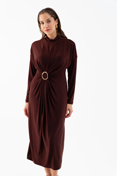 Lafaba Γυναικείο φόρεμα μίντι σε καφέ χρώμα με λεπτομέρεια αξεσουάρ με κορδόνι