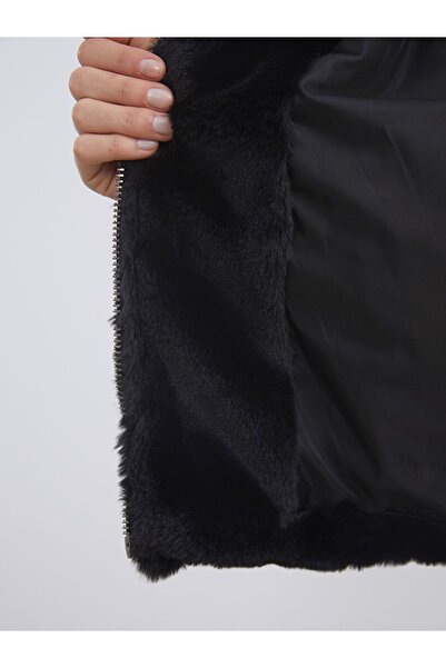 LC Waikiki Hooded Oversize Women's Plush Coat