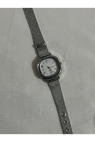 QUARTZ Minimal Retro Straw Cord Wristwatch Vintage