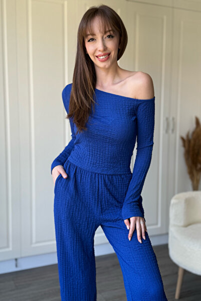 Dilay Gökoğlu Butik Seersucker Fabric One-Shoulder Detailed Navy Blue Suit