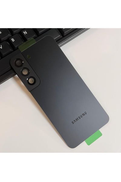 indirimplus Samsung Galaxy S22 Arka Kapak Pil Kapağı ,(Siyah Renk) Lensli