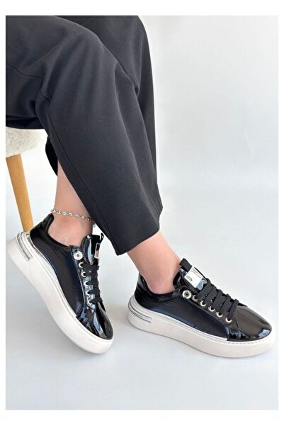 FRESCO SCARFS Black Patent Leather Parachute Detailed Lace-Up Sneakers 265601