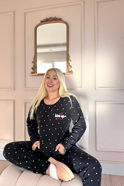 Pijamaevi Σετ πιτζάμες από βελούδινο φλις με μαύρο σχέδιο κινσέρι και τσέπες καγκουρό