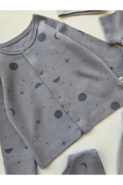 GizaKids 100% Cotton Baby Boy Newborn 5 Piece Hospital Discharge Set