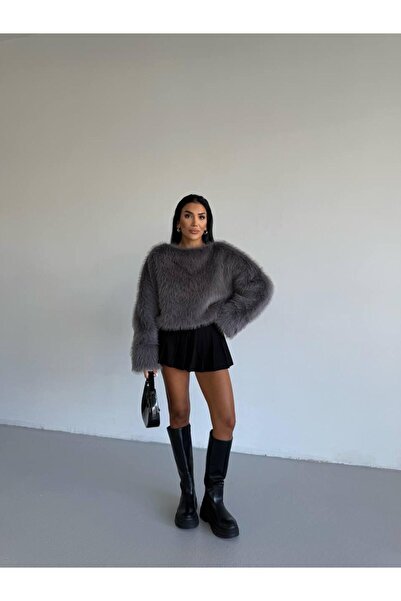 maf collection Women's Gray Crew Neck Short Fur Sweater