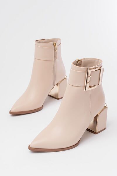 Rainon Store Dnz-400 Beige Buckle Heeled Boots — the New Name of Elegance and Comfort