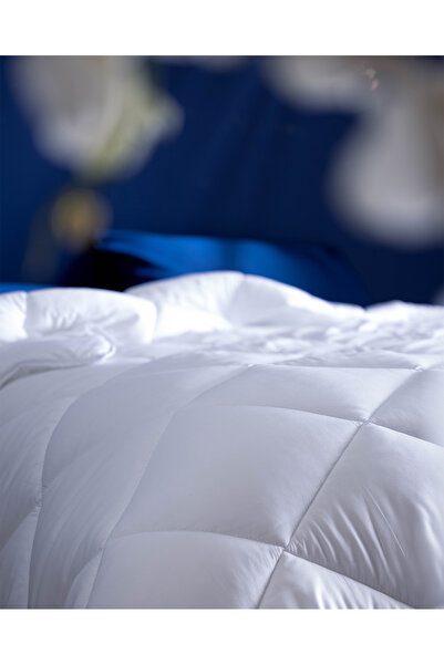 Madame Coco Monalisa Mikrofaser-Steppdecke, Kingsize, Weiß