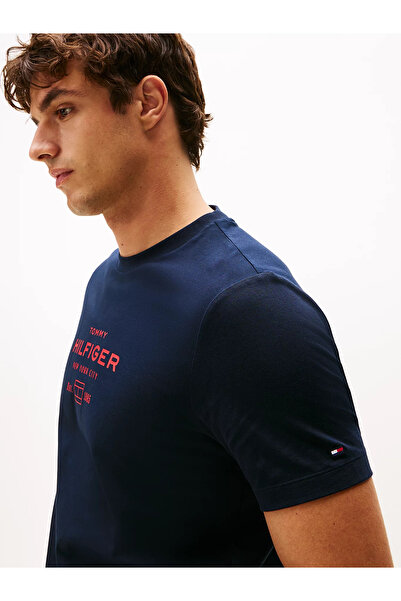 Tommy Hilfiger Erkek Bisiklet Yaka Yazılı Kısa Kol Pamuklu Regular Fit Mavi T-Shirt MW0MW40002-DW5