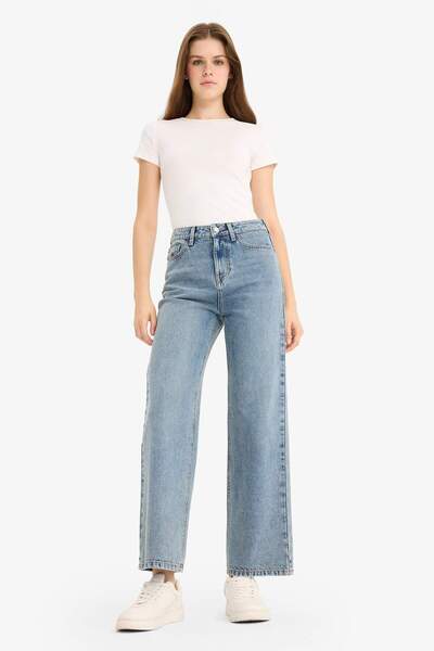 DeFacto Straight Fit Yüksek Bel Düz Paça Uzun Jean Kar Yıkamalı Pantolon F2953AX25WN