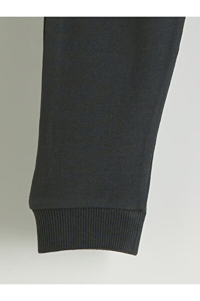 LC Waikiki Özmarka New Season Elastic Waist Baby Boy Jogger Sweatpants Bottoms 3-Piece Set