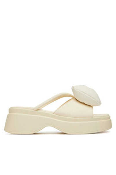 GOE Γυναικείες σαγιονάρες λευκές GOE-RR2N4120 ΛΕΥΚΕΣ/ΛΕΥΚΕΣ