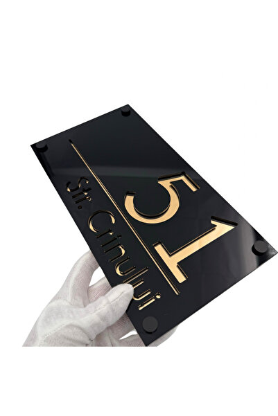 Adresa VIP NUMAR CASA PREMIUM - Negru Lucios Auriu Oglinda 4 Distantieri Negrii - 28x15cm