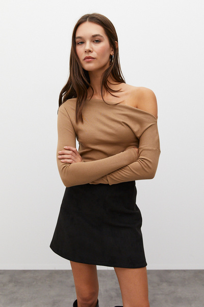 urban focus Asymmetric Collar Body