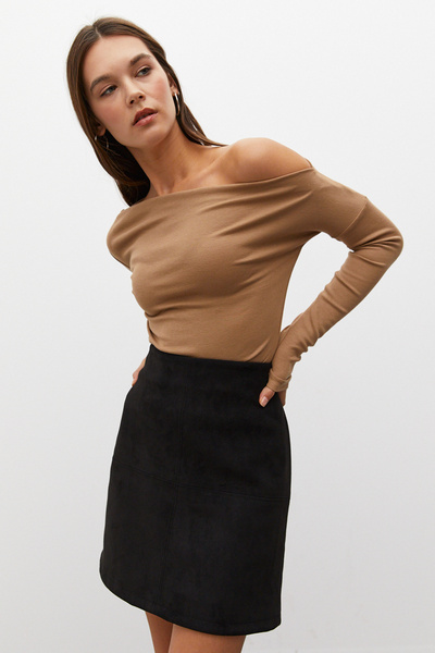 urban focus Asymmetric Collar Body