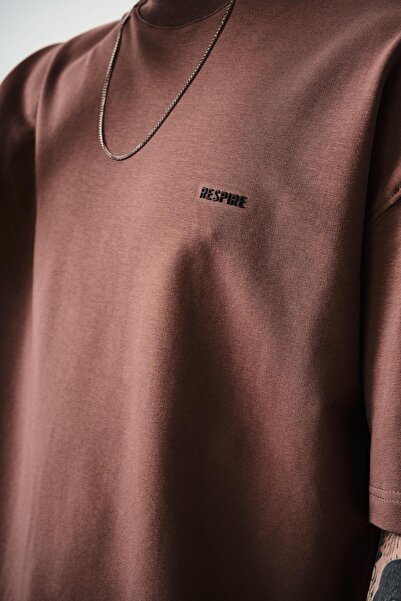 Respire Ανδρικό μπλουζάκι με λεπτομέρεια καλλιγραφίας Oversize Kakao