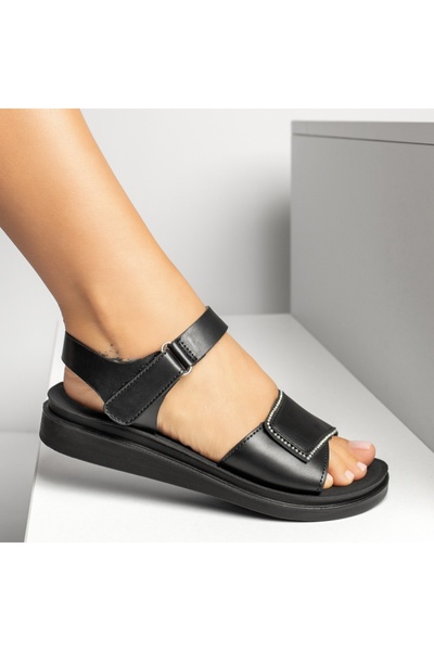 Modlet.ro Women's black sandals with metallic details and hook-and-loop closu...