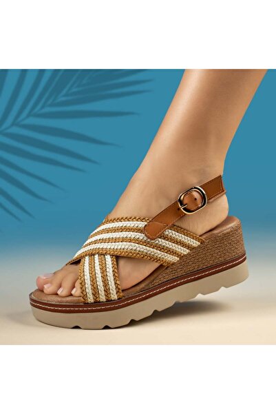 BMoD Sandale maro cu platformă și baretă pentru femei MOD13889