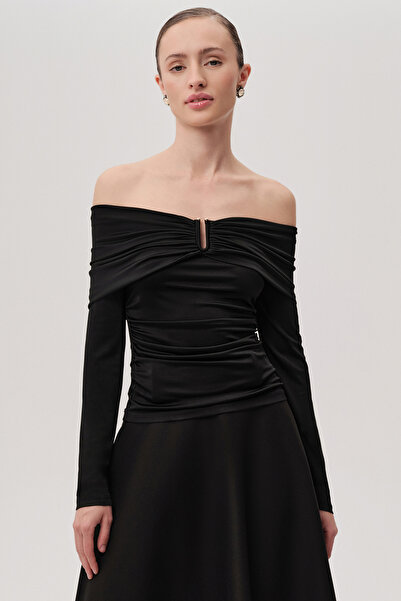 Exquise Open Shoulder Drape Detail Long Sleeve Slim Fit Knitted Black Blouse