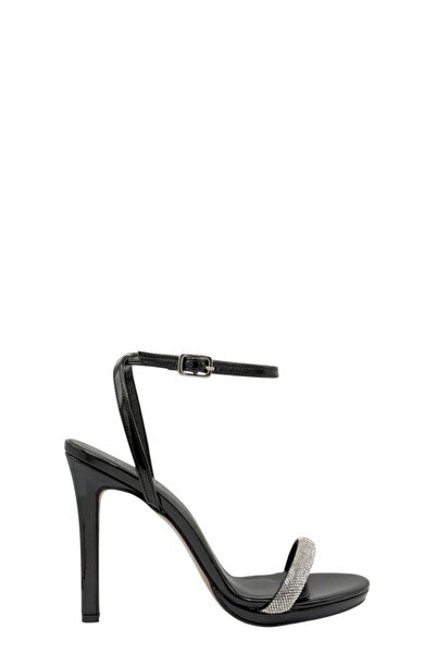 Moulin Shoes حذاء نسائي بكعب عالٍ من الجلد الأسود اللامع بحزام واحد وحجر للسهرات