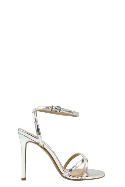 Moulin Shoes أحذية نسائية ذات كعب عالي وحزام متقاطع