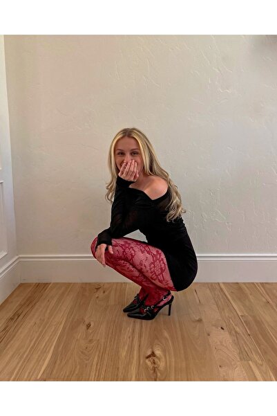 MATHILDA Дамски чорапогащи с флорални мотиви в цвят бордо