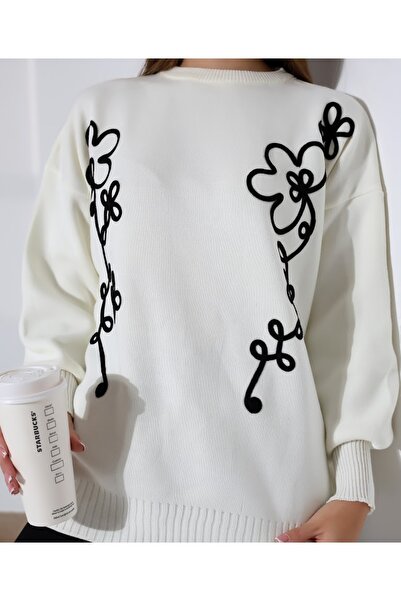 MODA Floral Embroidered Knitwear Sweater