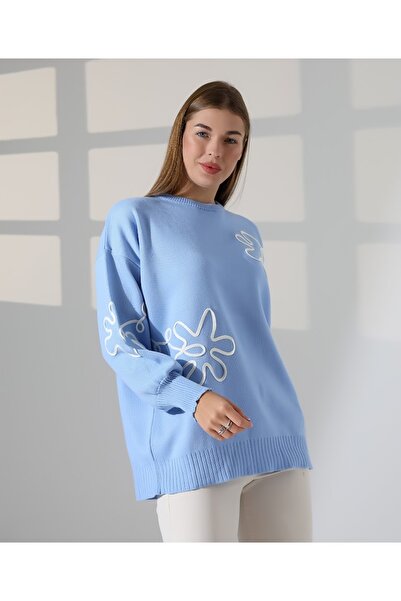 MODA Pulover din tricotaje cu broderie florală