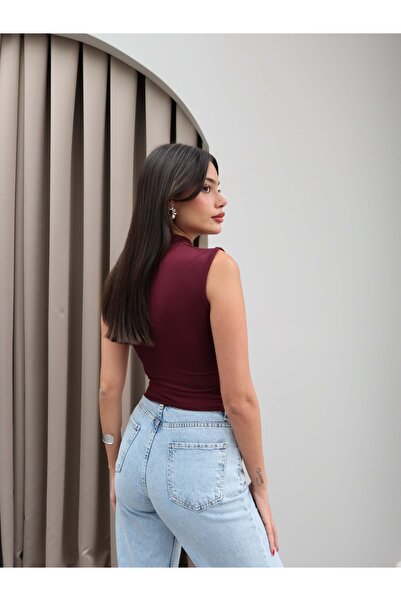 ESRAHELVACI Half Turtleneck Tank Top