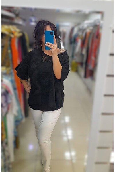 Bade İTALYAN SİYAH İÇİ İP ASKILI FİLE VE APLİKE DETAY BLUZ