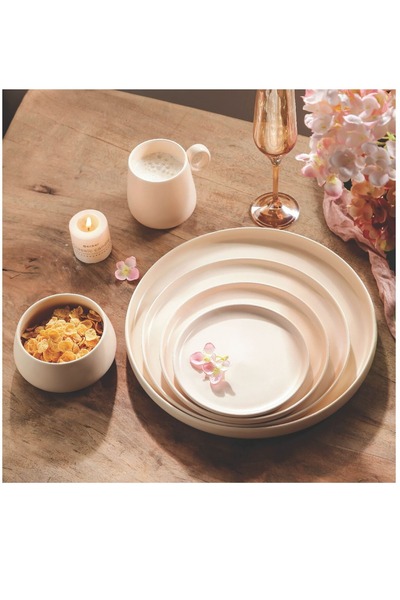 Bien Servi Easy Clean 31-Piece Dinner Set in Pink