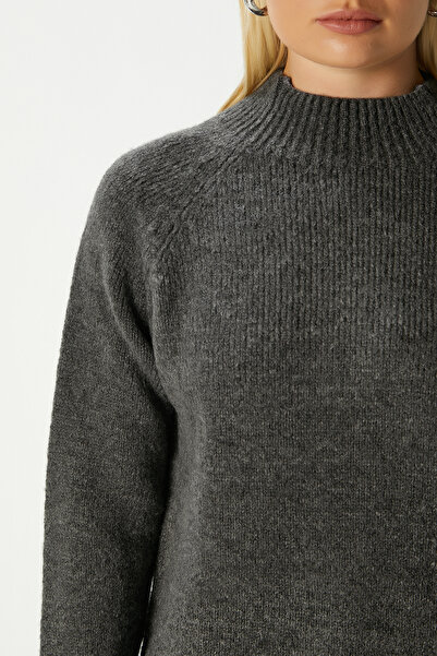 Ritnice Women's Puffy Soft Textured Anthracite Knit Sweater