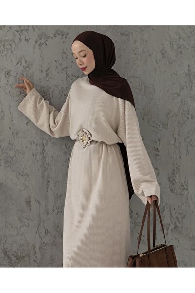 Bersi Butik Φόρεμα με λεπτομέρεια από κορδόνι και πλεκτό ύφασμα