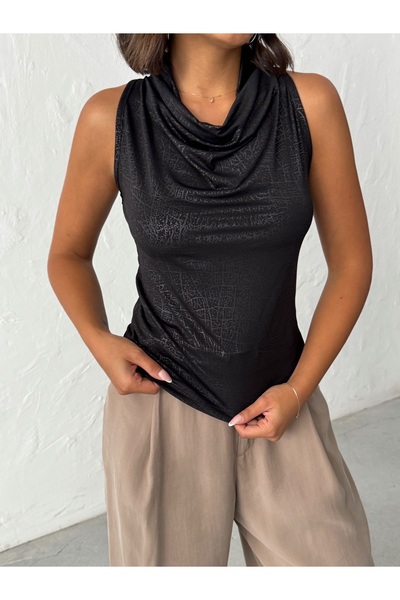 MELA ROSSA Bluză neagră pentru femei, cu guler degradat, cu nasturi, fără mân...