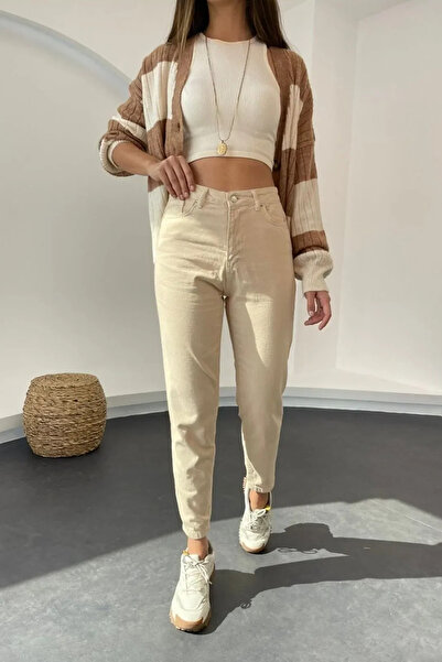 Geppetto A181810001 Magas derekú krémszínű Mom Jeans Lycra rugalmas, extra kényelmes szabású világos krémszínű farmernadrág