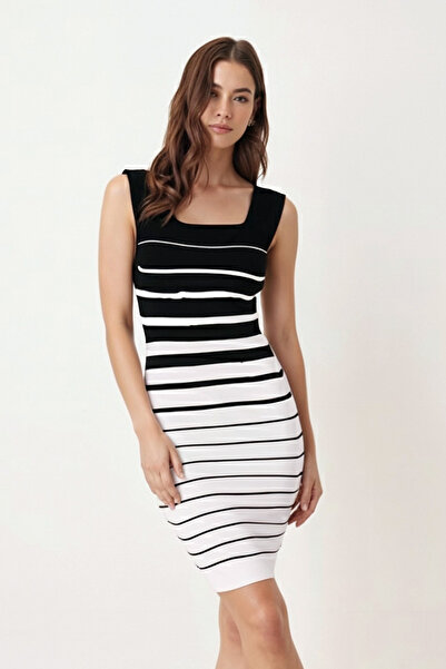 armonika Rochie de tricotat cu dungi cu bretele groase, albă, pentru femei ARM-26K069001