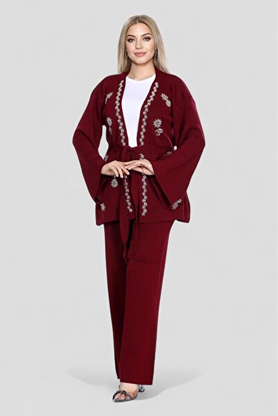 NEWCO سترة كيمونو بتصميم أنيق مطرز ومزينة بحزام وبنطلون واسع الساق، طقم مكون ...