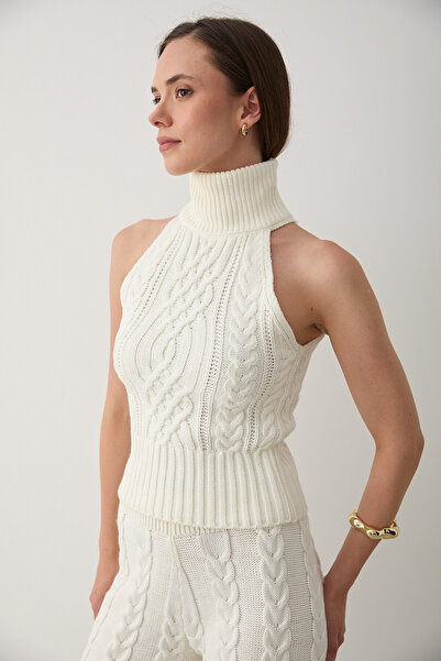 Laluvia Ecru Sleeveless Blouse Pants Set - 3009