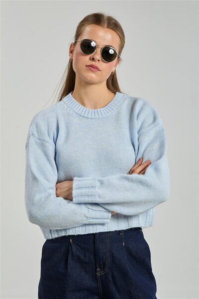 BARRELS AND OIL Women's Long Sleeve Knit Sweater - Baby Blue