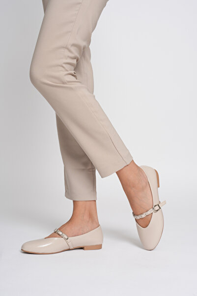 VİP SMR MODA Women's Comfortable Orthopedic Sole Ballerinas for Daily Use with Chain Accessory Detail