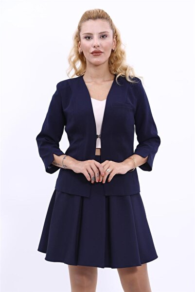 ÖNDER ÖZSOY V Yaka Boydan Kuplu Kısa Ceket & Kısa Kloş Etek-Lacivert