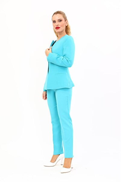 ÖNDER ÖZSOY Oval Yaka Yandan Kuplu Klasik Ceket & Dar Paça Pantolon-Turkuaz