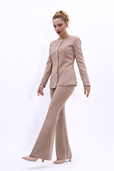 ÖNDER ÖZSOY Sıfır Yaka Boydan Düğmeli Ceket & İspanyol Paça Pantolon-Taş