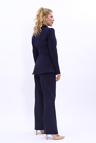 ÖNDER ÖZSOY Midi Boy Drape Kol Ceket & Bol Paça Pantolon Takım-Lacivert