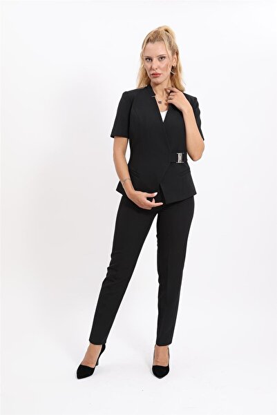 ÖNDER ÖZSOY Tokalı Kısa Kollu Ceket & Boru Paça Pantolon Takım-Siyah
