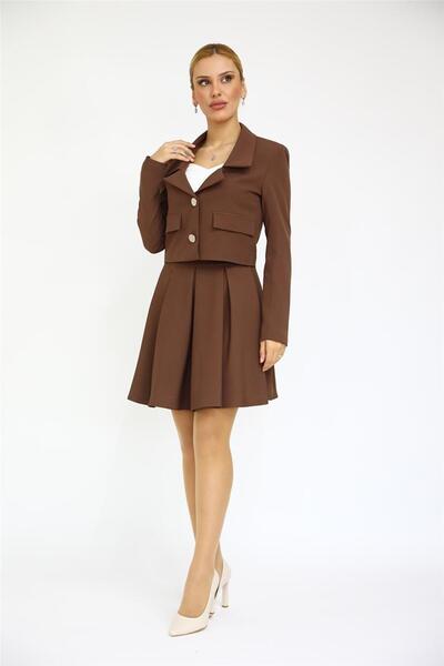 ÖNDER ÖZSOY Gömlek Yaka Kısa Ceket & Kısa Kloş Etek-Kestane