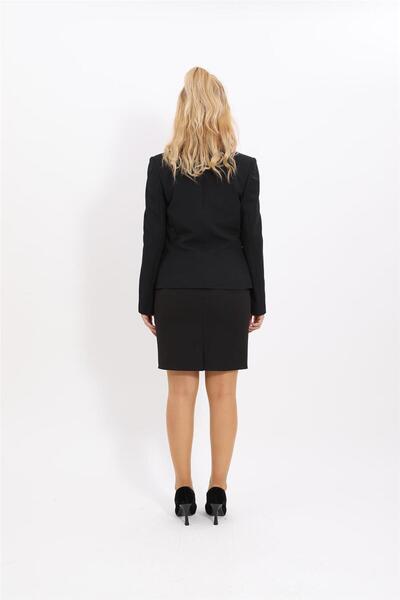 ÖNDER ÖZSOY Büyük Beden - Yakalı Tek Düğmeli Ceket & Kısa Kalem Etek Takım-Siyah