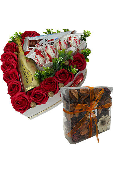 velve Aranjament floral in cutie in forma de inima, cu trandafiri din sapun, ...