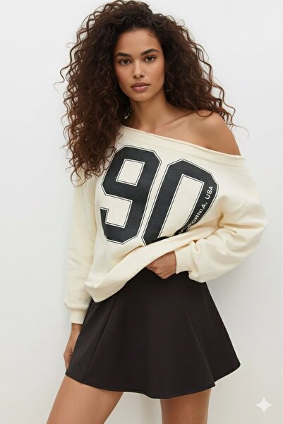 Machetta Women's 90 Printed One Shoulder Boat Neck New Season Oversize Sweatshirt